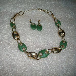 Green and gold Necklace with pierced earrings